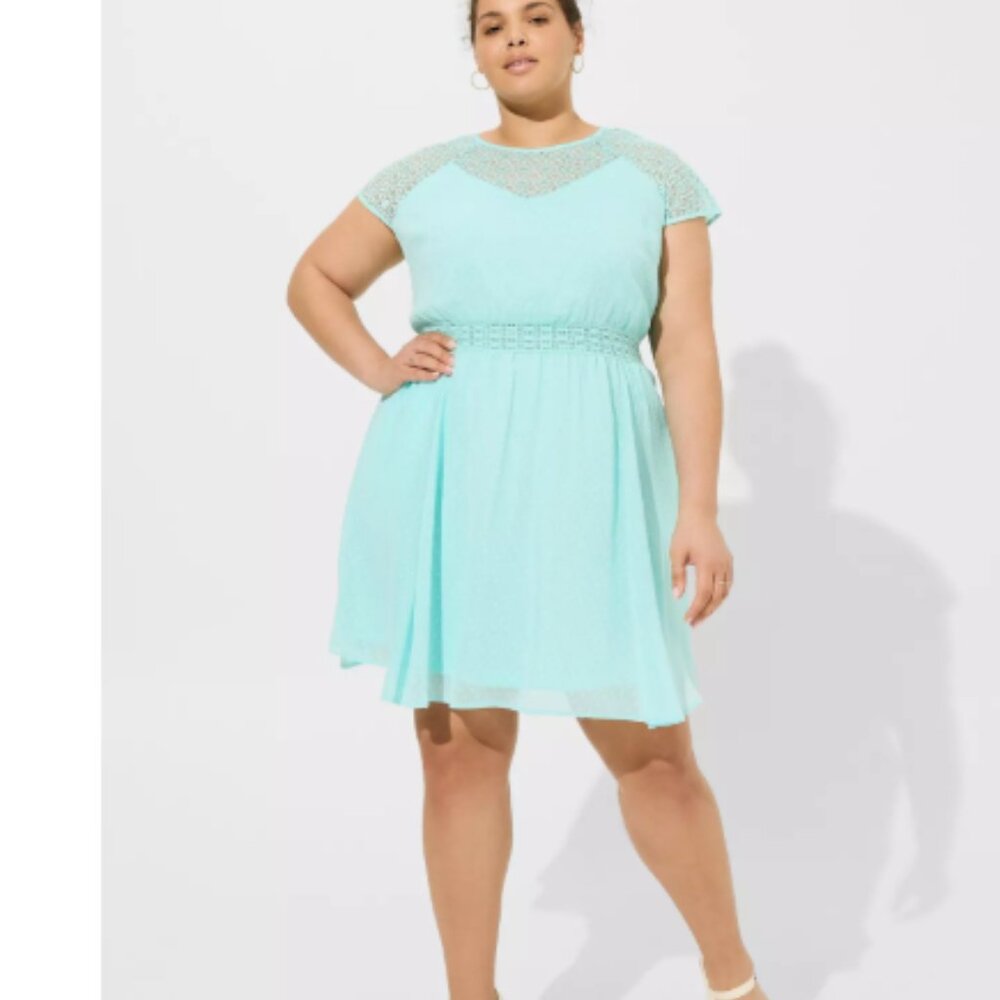 NWT Torrid Crochet Lace Skater Mini Dress Clip Dot Aqua Blue Size 1X 14 16 Boho